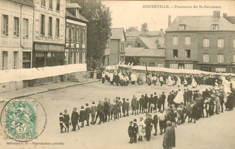 doudeville-procession2