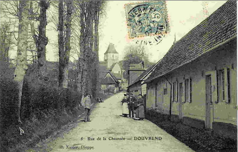 douvrend-rue-chaussee