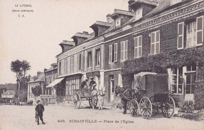 ecrainville-place-eglise