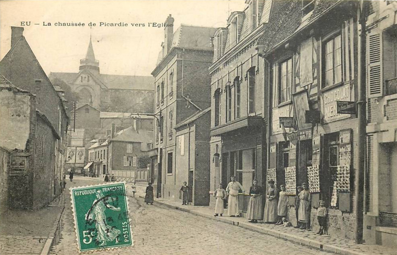 La Chauss�e de Picardie vers l'�glise