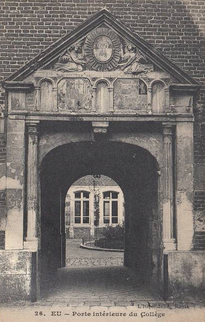 Porte int�rieure du Coll�ge