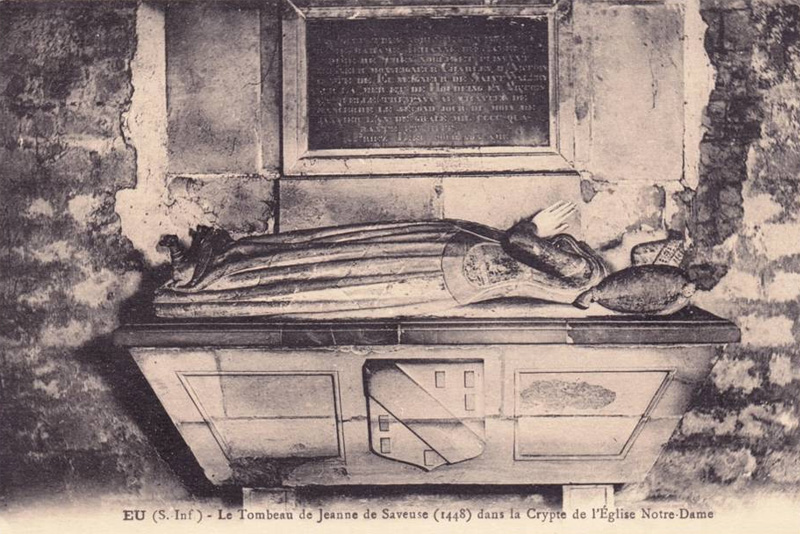 Le Tombeau de Jeanne de Saveuse<br>dans la Crypte de l'�glise Notre-Dame