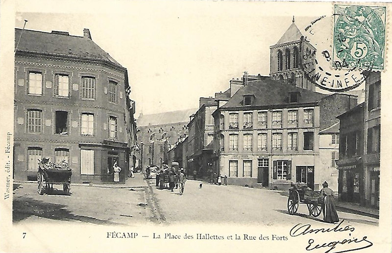 La place des Hallettes et rue des Forts