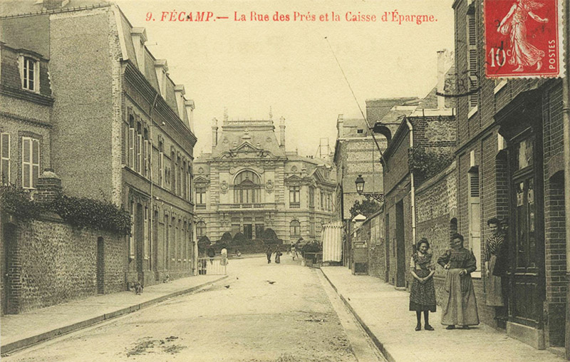 La rue des Pr�s et la Caisse d'�pargne