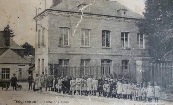 foucarmont-ecole-filles
