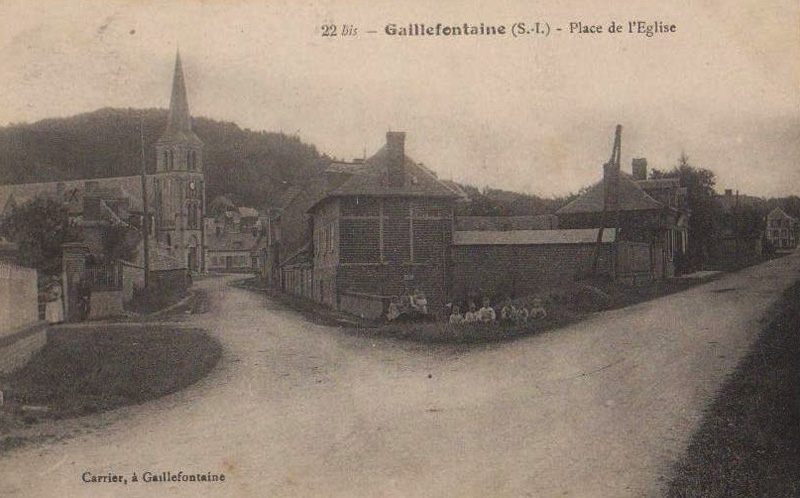 gaillefontaine-place-eglise