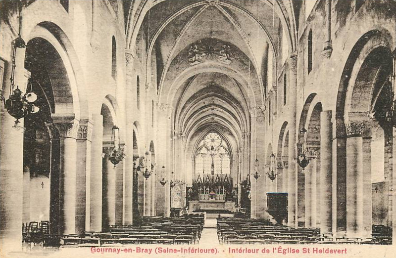 Intérieur de l'Église St-Heldevert