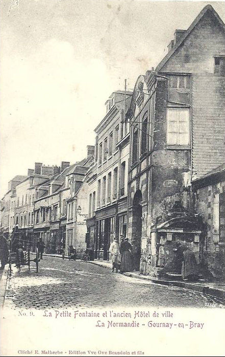 La Petite Fontaine et l'Ancien Hôtel de Ville