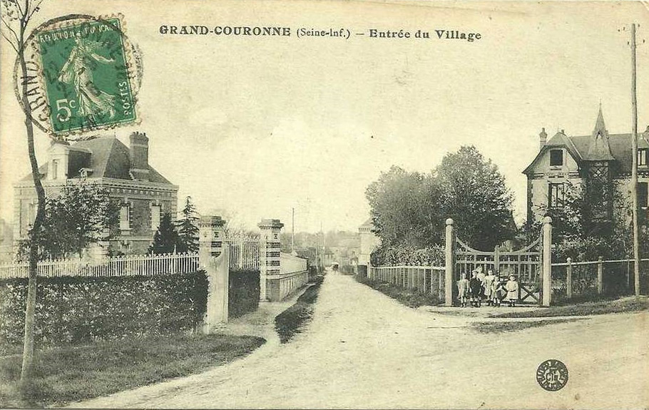 grand-couronne-entree-village2