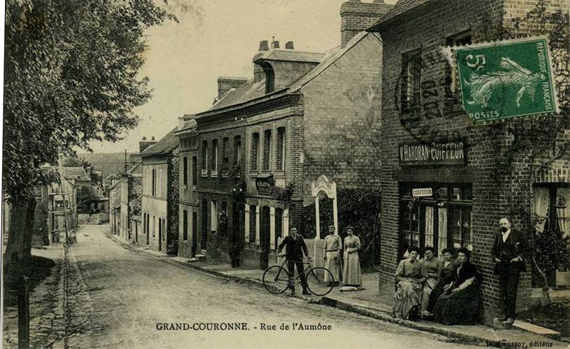 Rue de l'Aumône