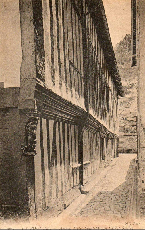 bouille-ancien-hotel-st-michel