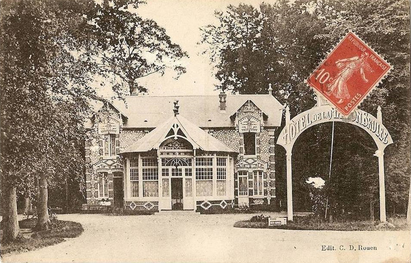 bouille-hotel-maison-brulee