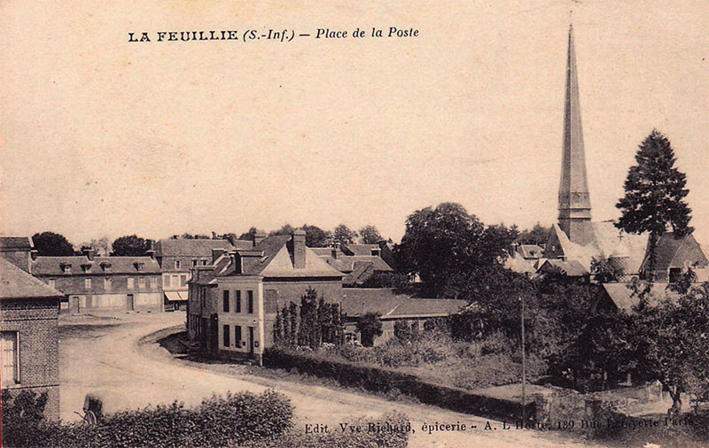 la-feuillie-place-poste2
