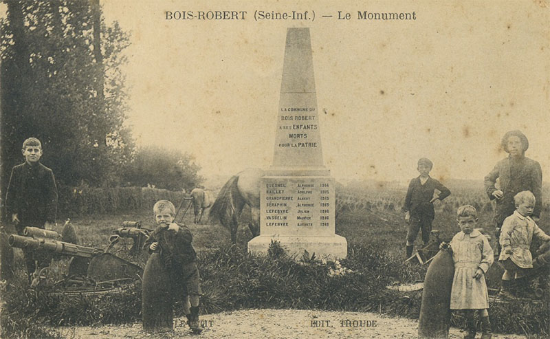 bois-robert-monument