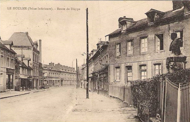Le Monument Gustave Quilbeuf route de Dieppe
