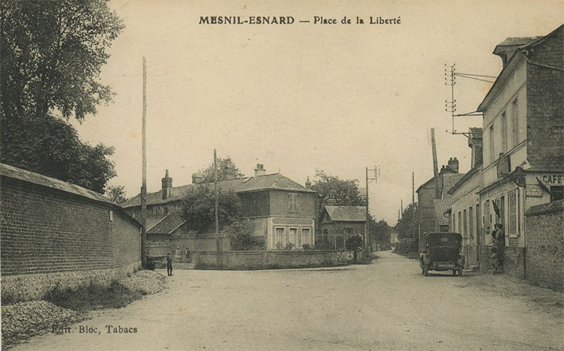 mesnil-esnard-place-liberte