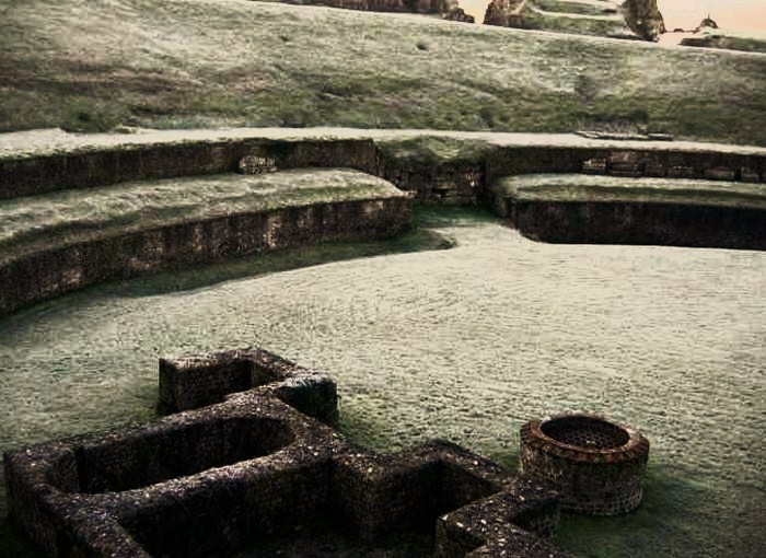 Ruines du th&eacute;&acirc;tre gallo-romain