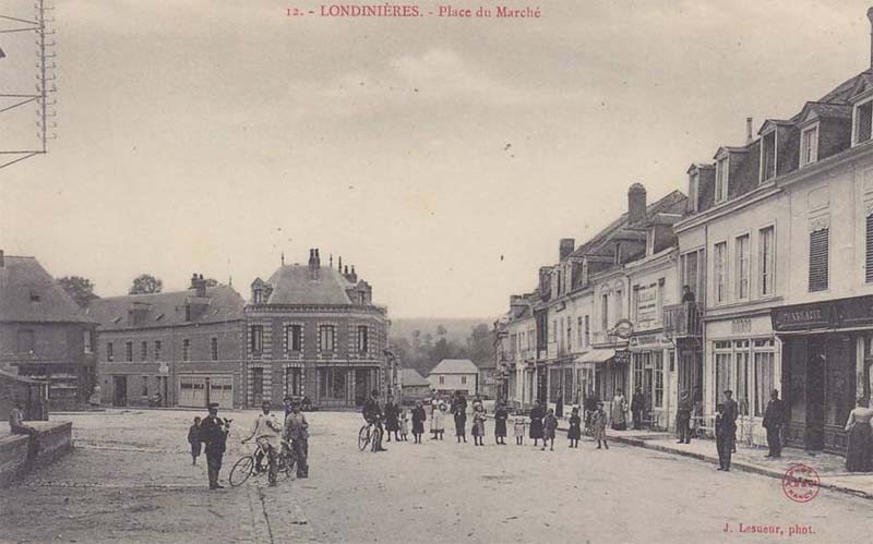 londinieres-place-marche