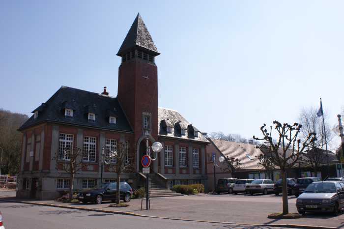 La mairie &eacute;rig&eacute;e en 1936