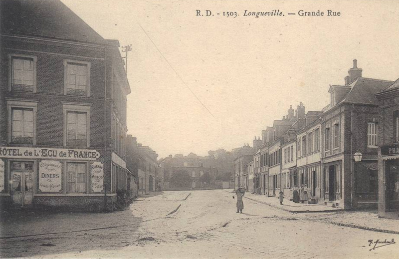 longueville-sur-scie-grande-rue2