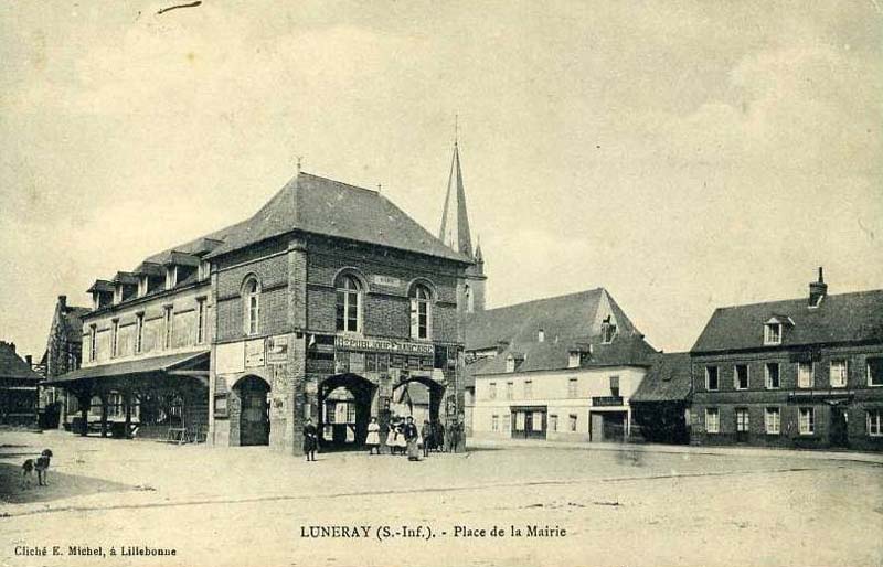 luneray-place-mairie