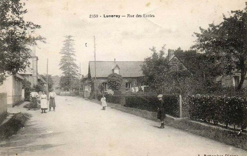 luneray-rue-ecoles