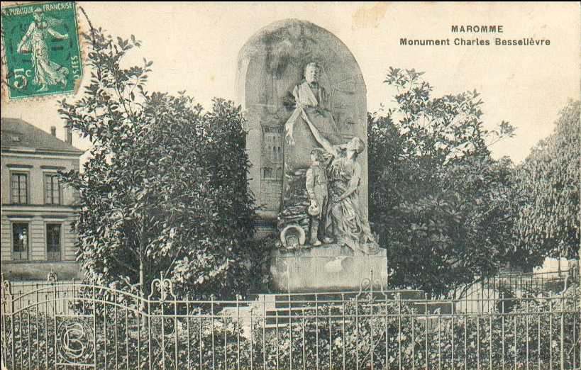 Monument Charles Besselivre