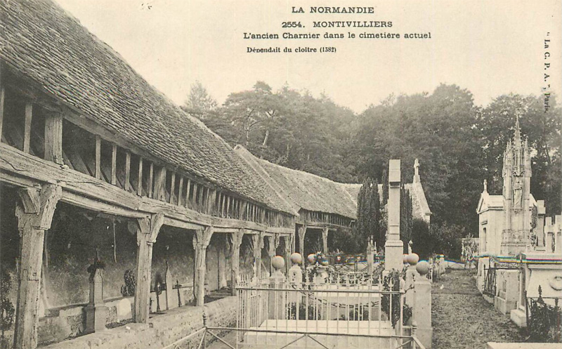 L'ancien Charnier dans le cimeti�re