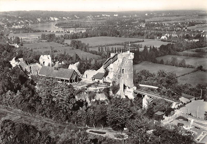 moulineaux-chateau-robert-diable3