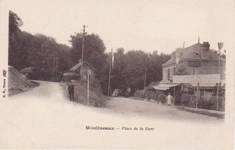 moulineaux-place-gare