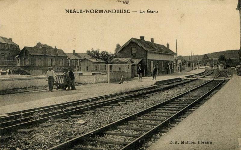 nesle-normandeuse-gare