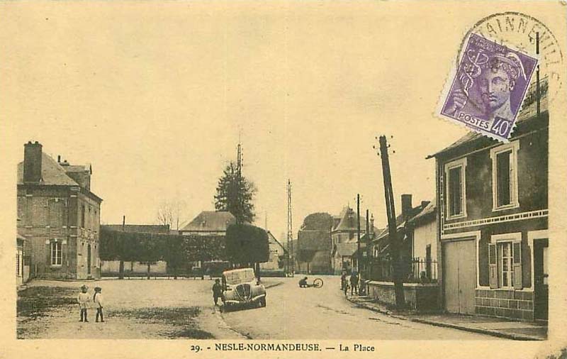 nesle-normandeuse-place3