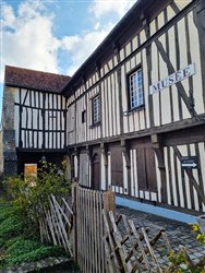 neufchatel-en-bray%20(9)
