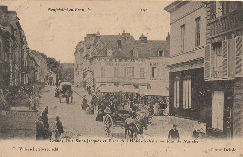 Grande-Rue Saint-Jacques et Place de l'Hôtel-de-Ville - Jour de Marché