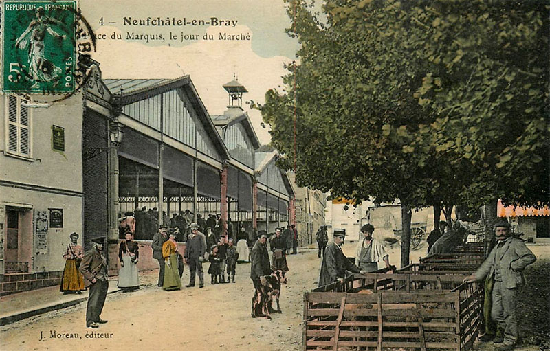 Place du Marquis, le Jour du Marché