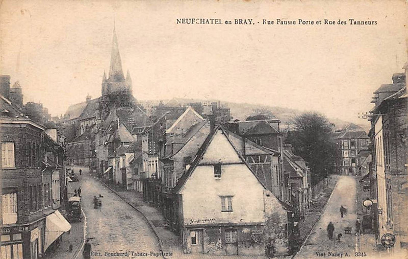 Rue Fausse Porte et rue des Tanneurs