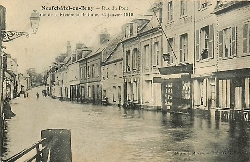 Rue du Pont - Crue de la Rivière Béthune