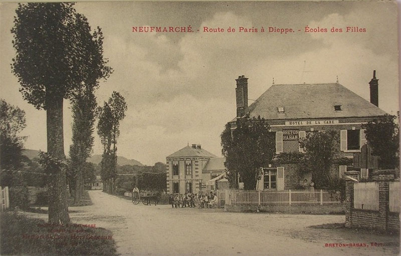 neuf-marche-ecole-filles