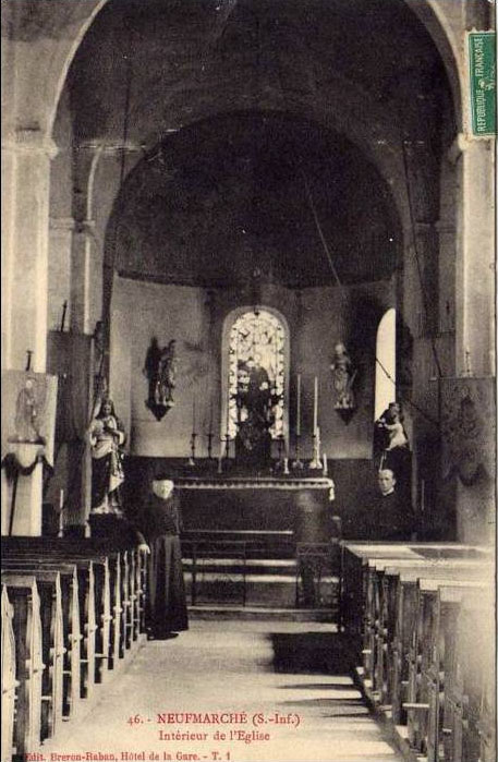 neuf-marche-eglise-interieur