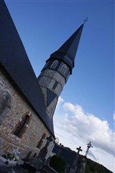 L\'église Notre-Dame et son clocher du XVI<sup>e</sup> siècle - Oherville