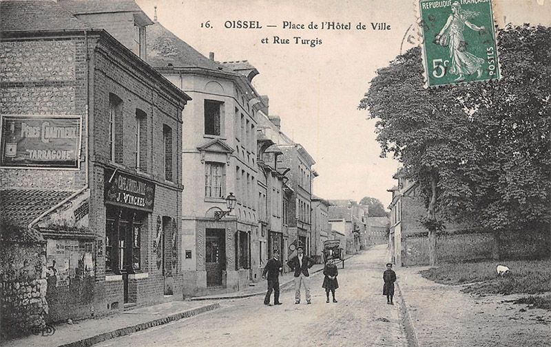 Place de l'H�tel de Ville et rue Turgis