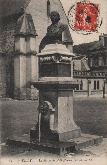 pavilly-statue-honore-fauvel