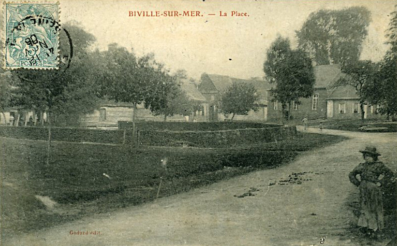 biville-sur-mer-place