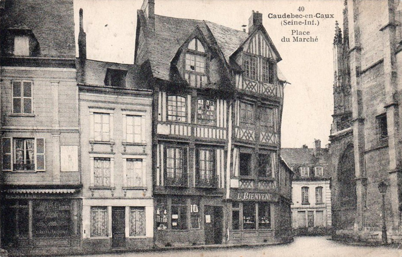 caudebec-en-caux-place-marche2