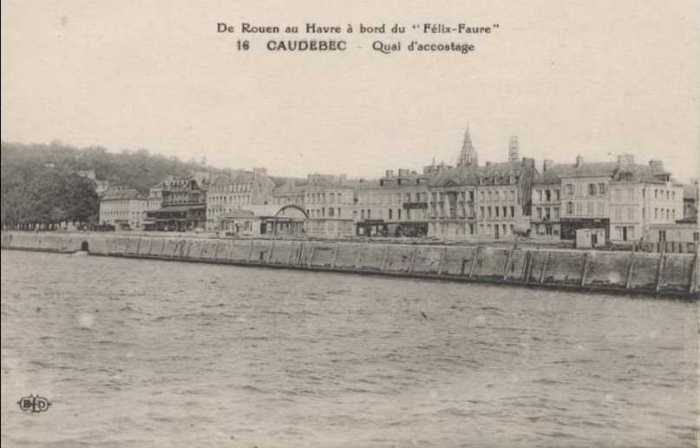 caudebec-en-caux-quai-accostage