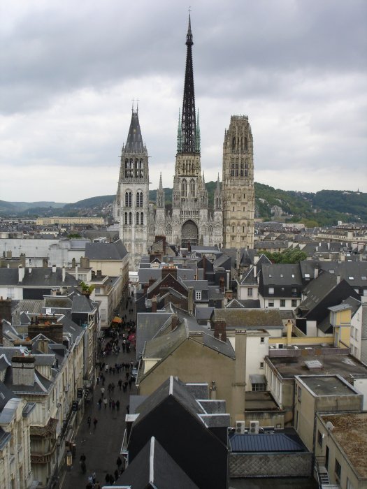 La cathédrale Notre-Dame vue du beffroi du Gros-Horloge