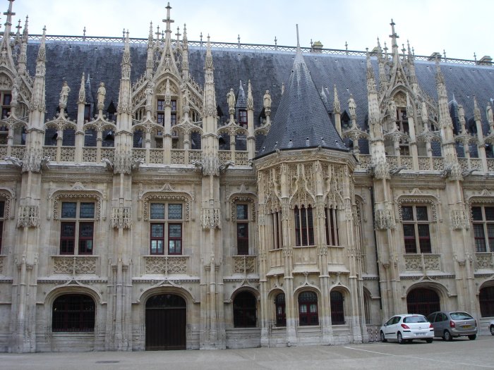 Le Palais de Justice
