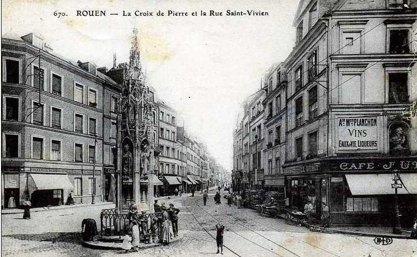 La Croix de Pierre et la Rue Saint-Vivien