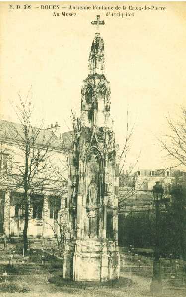 Ancienne Fontaine de la Croix-de-Pierre au Mus�e des Antiquit�s
