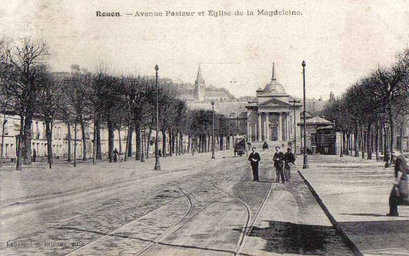 Avenue Pasteur et �glise de la Magdeleine